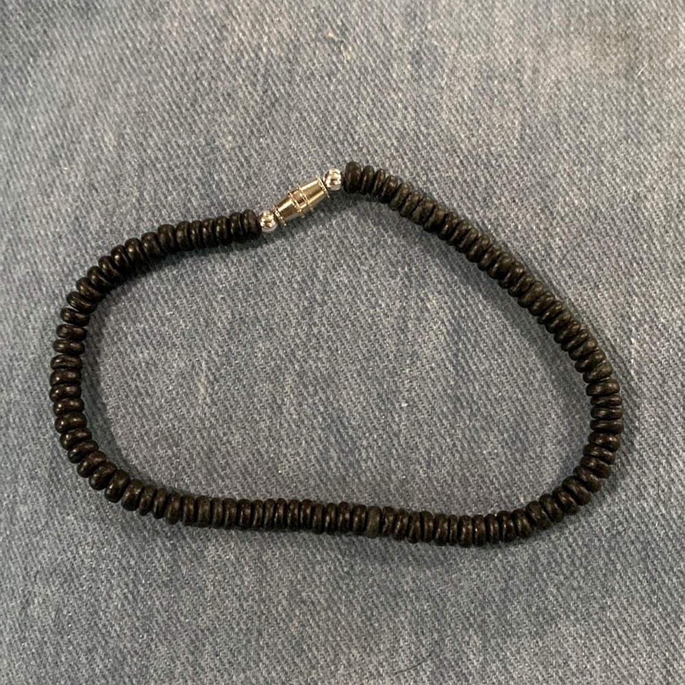 Black beaded bracelet